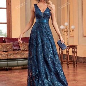 Elegant Blue Evening Gown